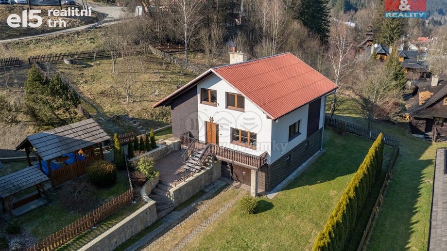 Prodej rodinné domy, 150 m² - Velké Karlovice - Malé Karlovice