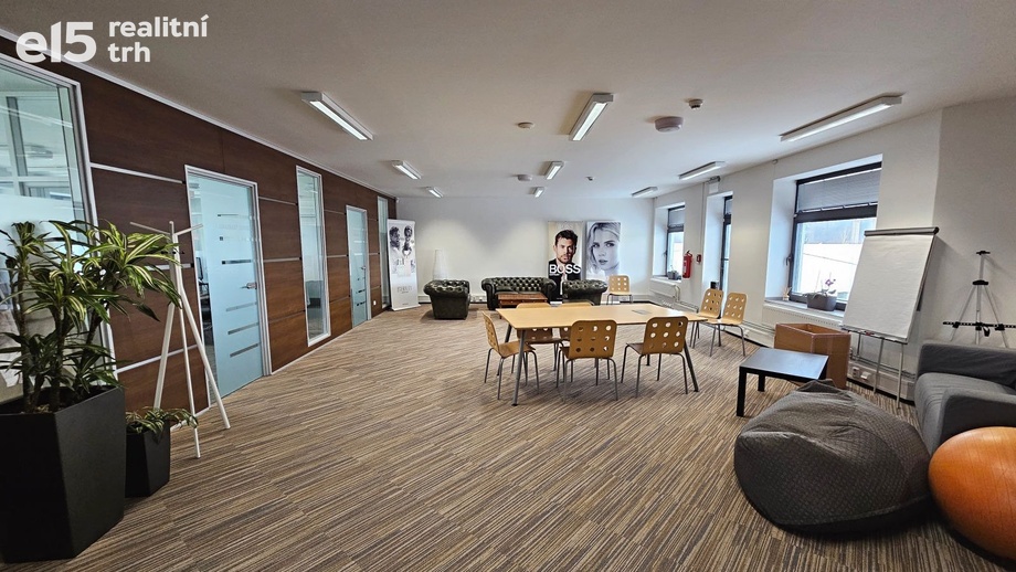 Pronájem kanceláře, 300 m² - Nová Paka