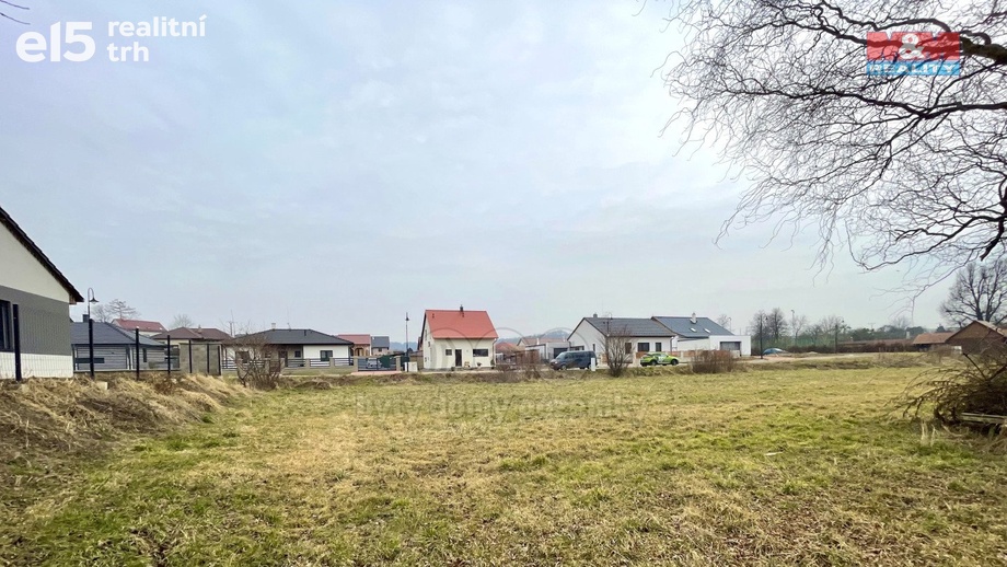 Prodej pozemky pro bydlení, 1 301 m² - Hradčany
