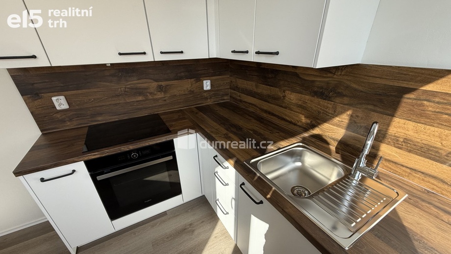 Prodej byty 2+1, 56 m² - Sázava