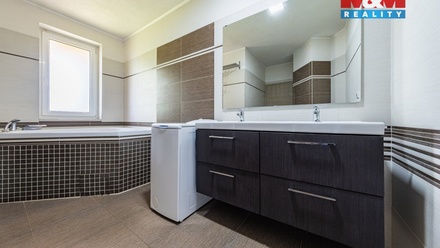 Prodej rodinného domu 140 m², Domoušice