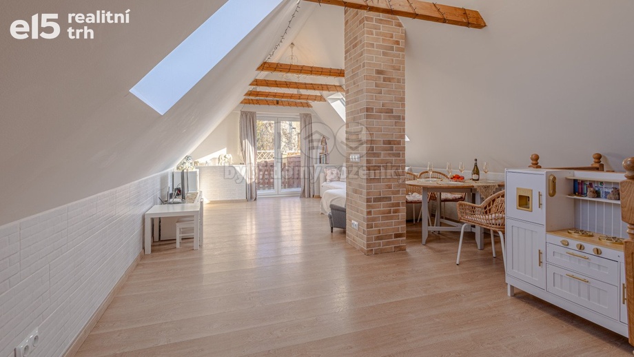 Prodej rodinné domy, 176 m² - Makotřasy