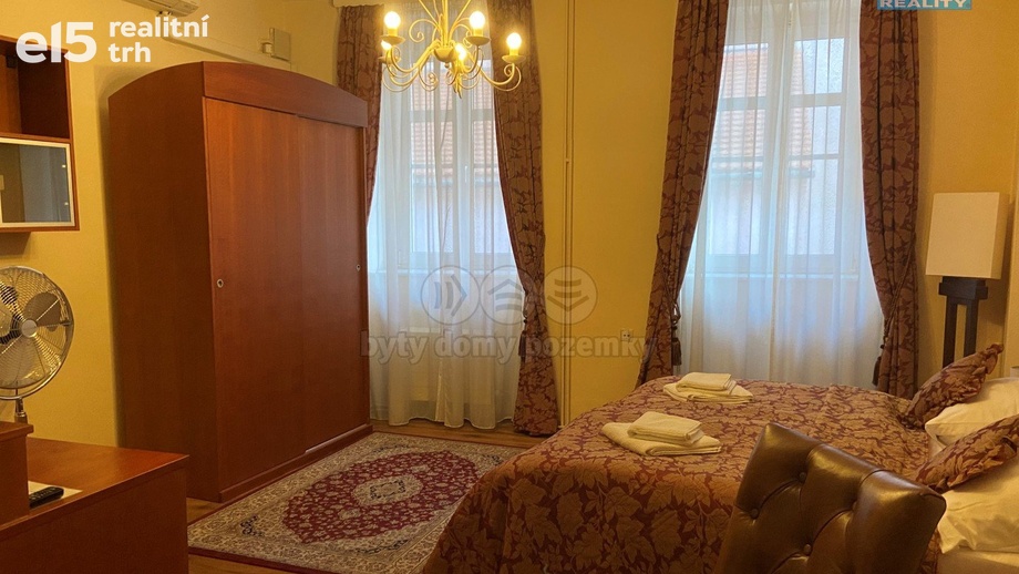 Pronájem byty 1+kk, 30 m² - Plzeň - Vnitřní Město
