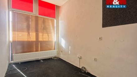 Pronájem obchodního prostoru 68 m², Orlová - Lutyně