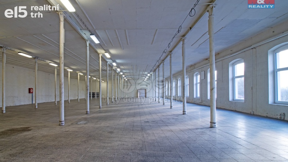 Pronájem sklady, 1 089 m² - Lázně Bělohrad - Prostřední Nová Ves