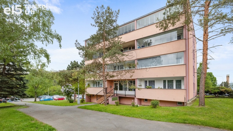 Prodej byty 1+1, 28 m² - Slaný