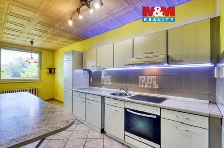 Prodej bytu 4+1 85 m², Hostomice