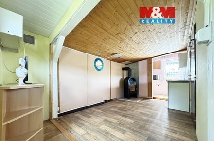 Prodej chaty 25 m², Sadov