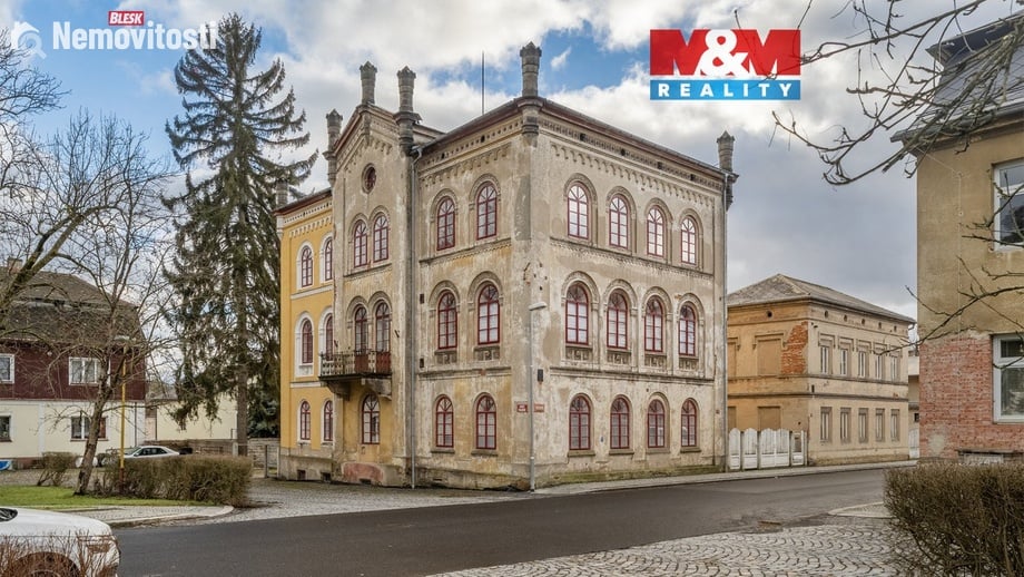 Prodej činžovního domu 612 m², Nový Bor