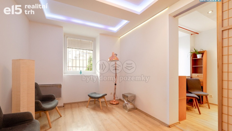 Prodej byty 1+kk, 29 m² - Praha - Střešovice
