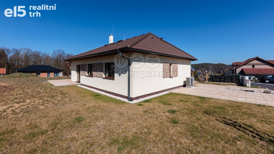 Prodej rodinné domy, 97 m² - Loket