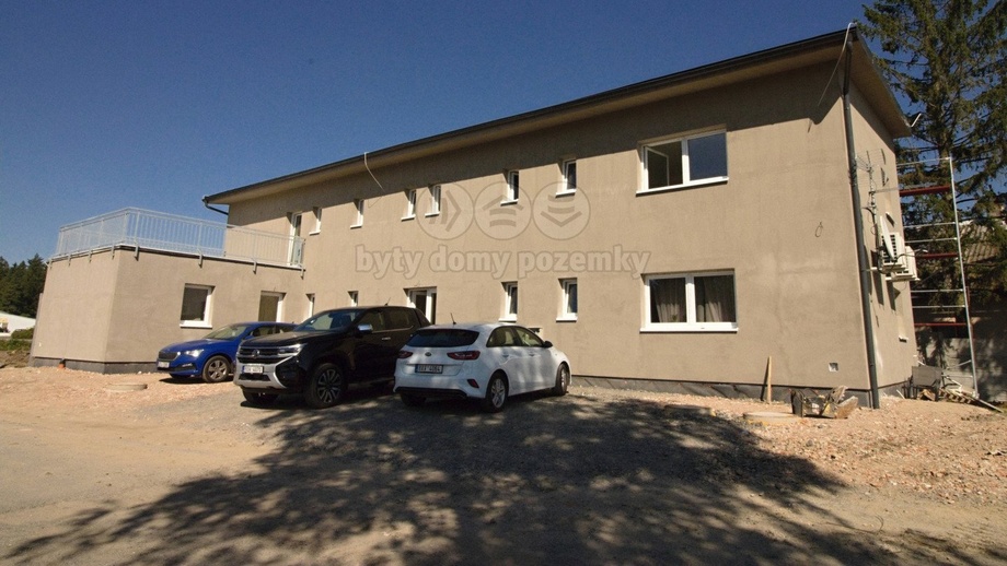 Pronájem kanceláře 71 m², Tehovec