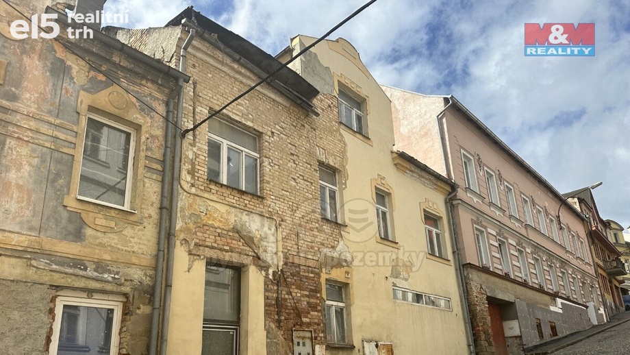 Prodej rodinné domy, 250 m² - Luby