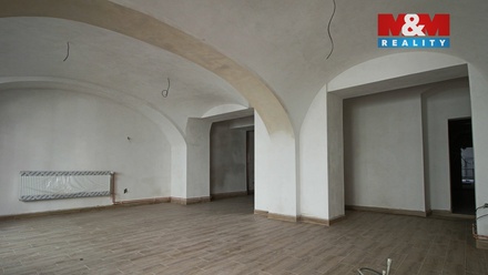 Pronájem obchodního prostoru 300 m², Chomutov