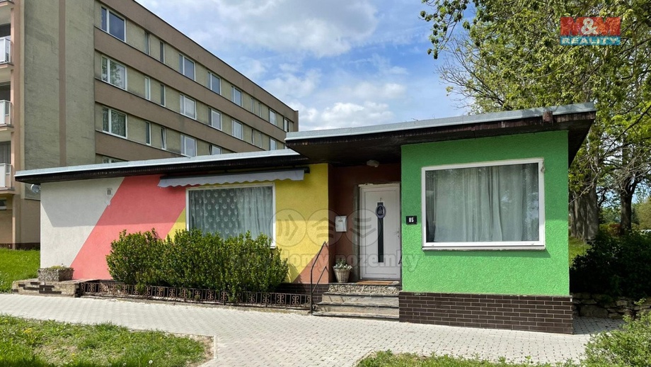 Prodej obchodního prostoru 70 m², Příšovice