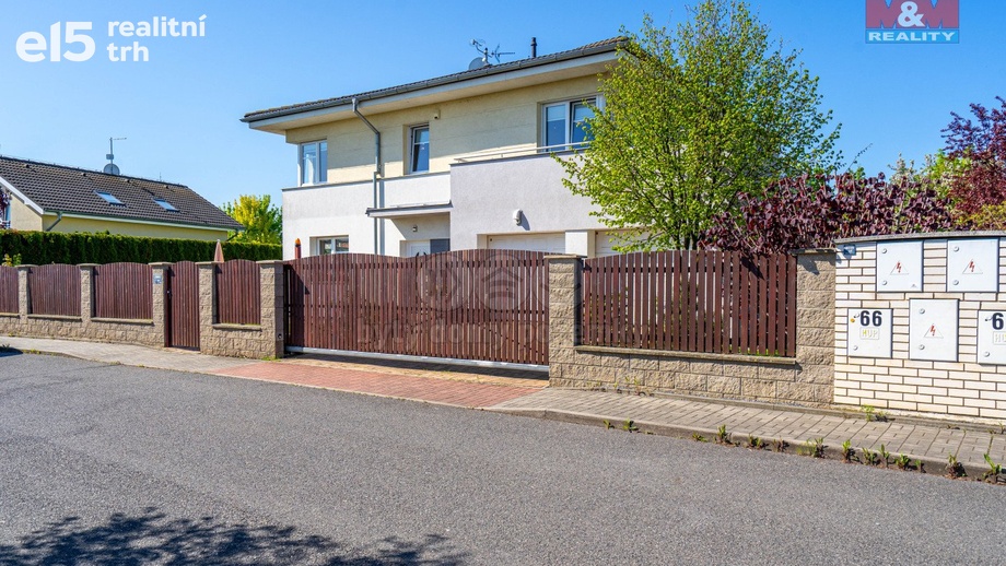 Prodej rodinné domy, 326 m² - Praha - Pitkovice