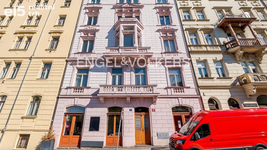 Pronájem obchodní prostory, 176 m² - Praha - Nové Město