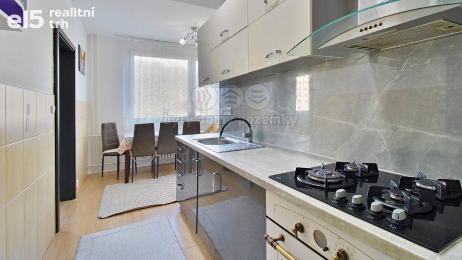 Prodej byty 3+1, 66 m² - Jirkov
