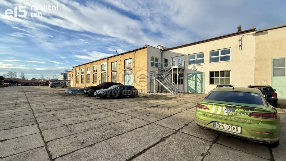 Pronájem sklady, 1 802 m² - Hradec Králové - Kukleny