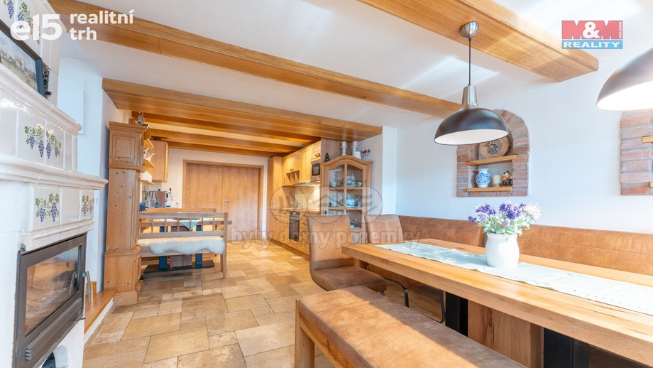Prodej rodinného domu 188 m², Velké Bílovice