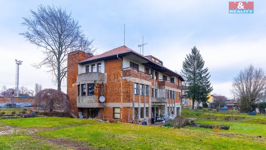 Prodej rodinného domu 705 m², Hořice