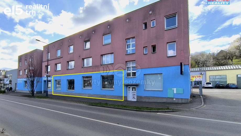 Pronájem obchodní prostory, 150 m² - Benešov