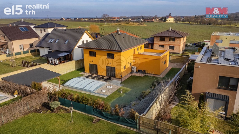 Prodej rodinné domy, 187 m² - Veleň - Mírovice