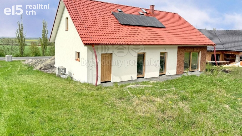 Prodej rodinné domy, 115 m² - Vlkov pod Oškobrhem