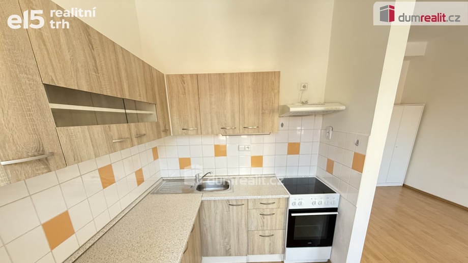Pronájem byty 1+kk, 29 m² - Praha - Smíchov