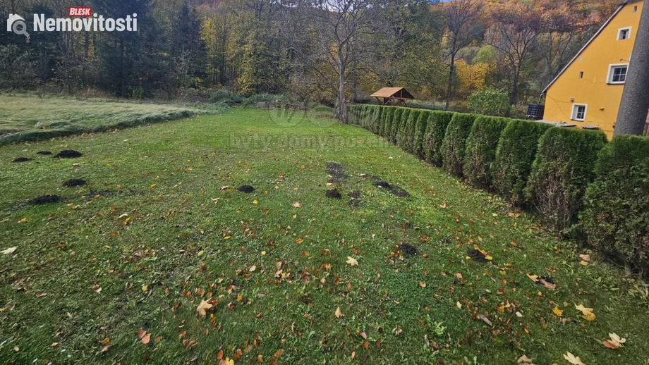 Prodej louky 2 079 m², Vápenná