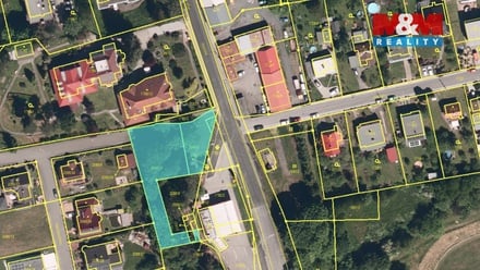 Prodej pole 1 439 m², Odry