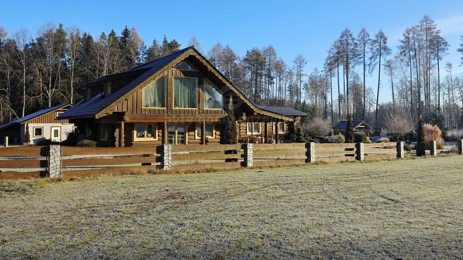 Prodej obchodní prostory, 250 m² - Krásná Hora