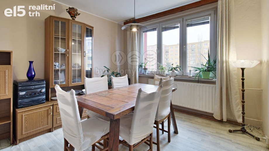 Prodej byty 4+1, 76 m² - Chomutov