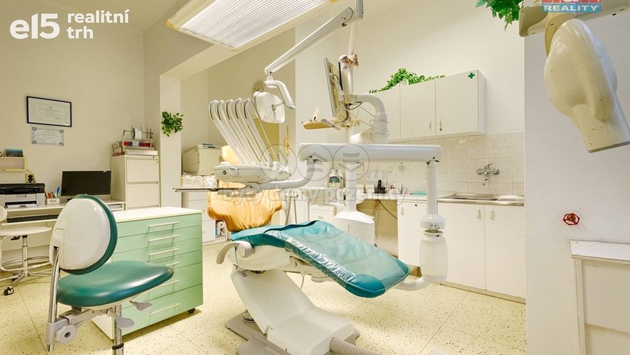 Prodej obchodní prostory, 56 m² - Pelhřimov