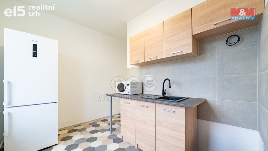 Pronájem byty 1+1, 38 m² - Bukovany