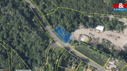 Prodej komerčního pozemku 918 m², Světec