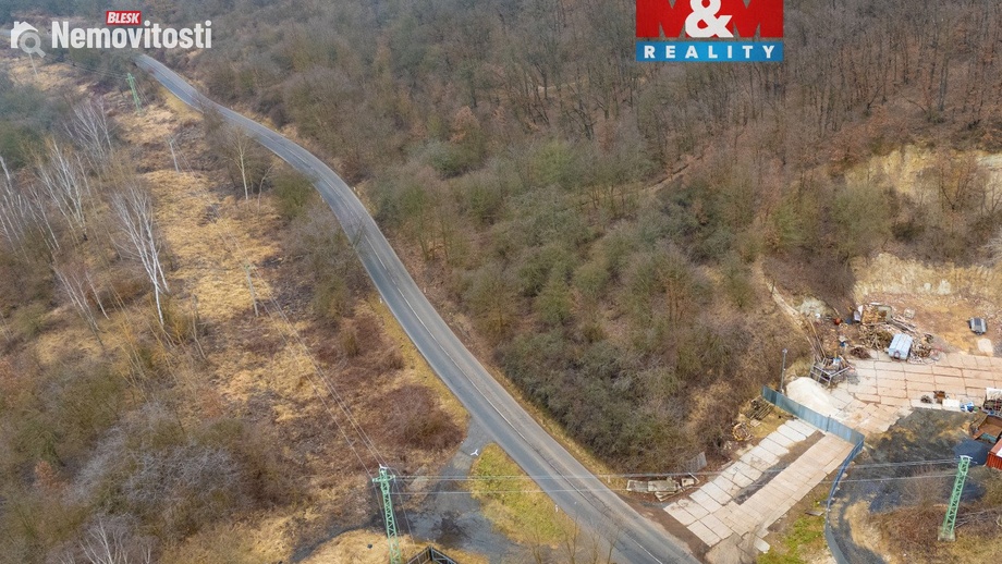 Prodej komerčního pozemku 918 m², Světec