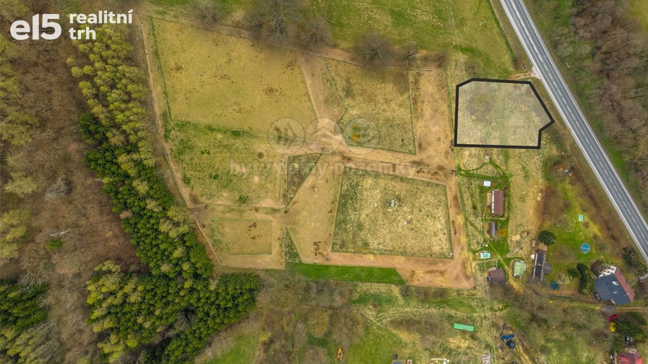Prodej stavebního pozemku 1 060 m², Horní Branná - Valteřice