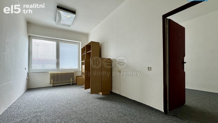 Pronájem kanceláře, 34 m² - Benešov