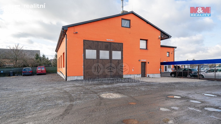 Pronájem obchodní prostory, 360 m² - Újezd