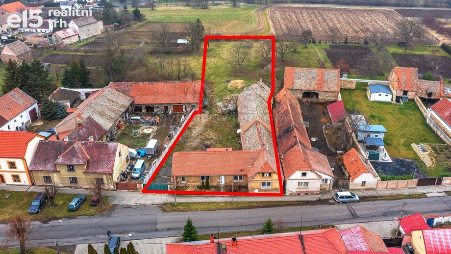 Prodej rodinné domy, 400 m² - Blšany u Loun