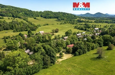 Prodej stavebního pozemku 1 678 m², Volfartice