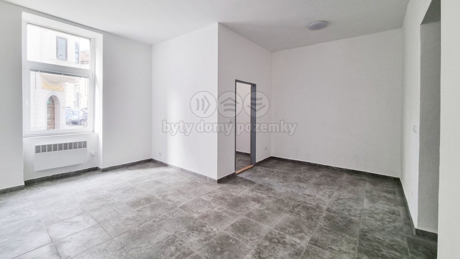 Pronájem bytu 1+1 38 m², Sokolov