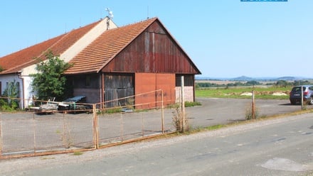 Pronájem skladu 500 m², Ostružno