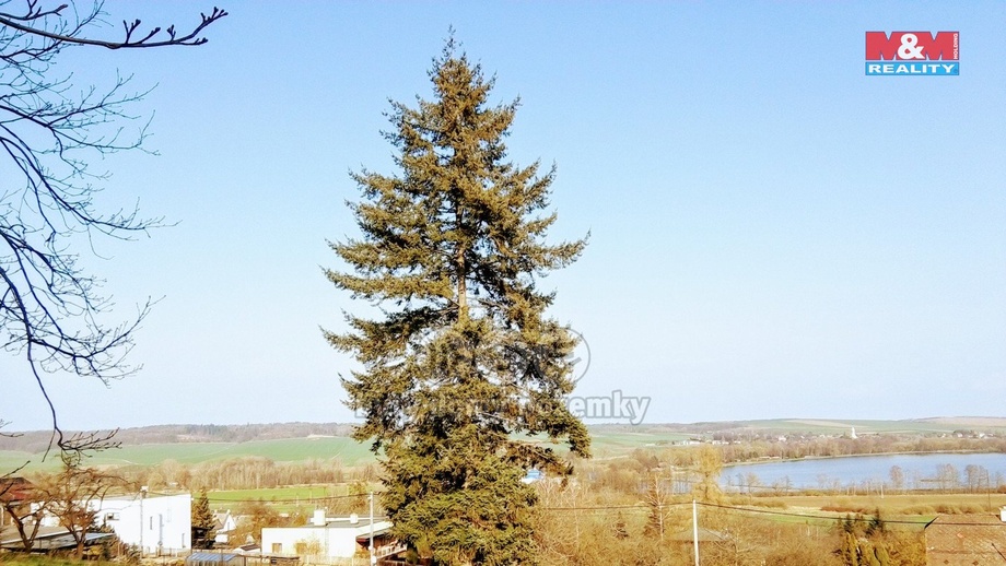 Prodej stavebního pozemku 1 311 m², Krnov - Pod Cvilínem