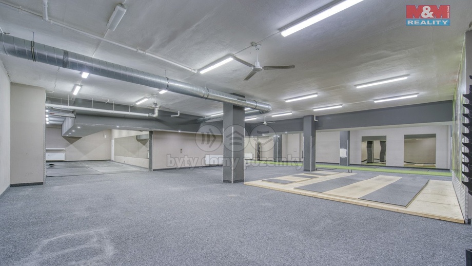 Pronájem restaurace 845 m², Plzeň - Bolevec