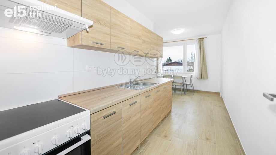 Pronájem byty 3+kk, 45 m² - Dnešice