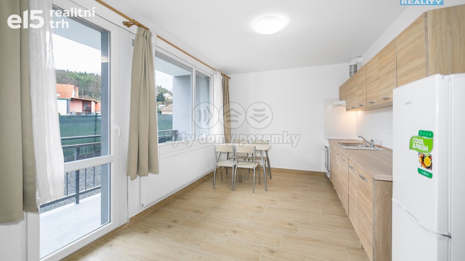 Pronájem byty 2+kk, 41 m² - Dnešice