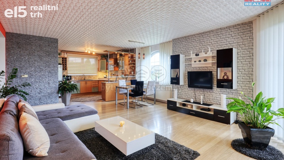 Pronájem rodinné domy, 207 m² - Semněvice