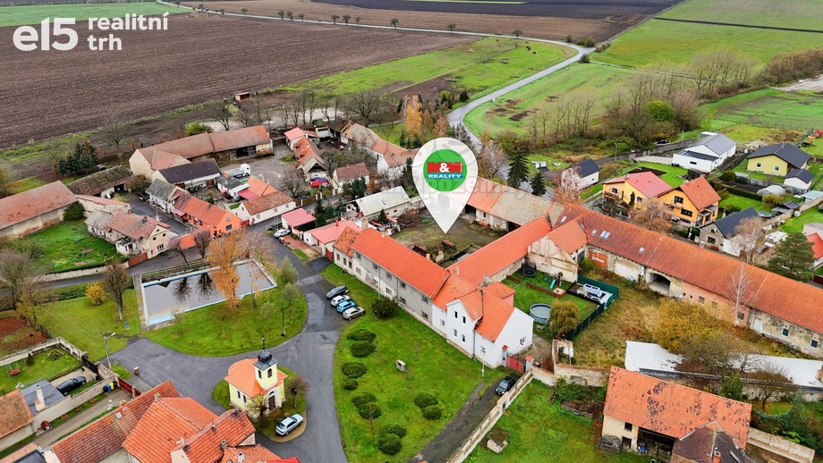 Prodej rodinné domy, 320 m² - Černiv